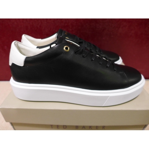 3184 - Ted Baker Black Trainers (Size 7) (309-384) * This lot is subject to VAT