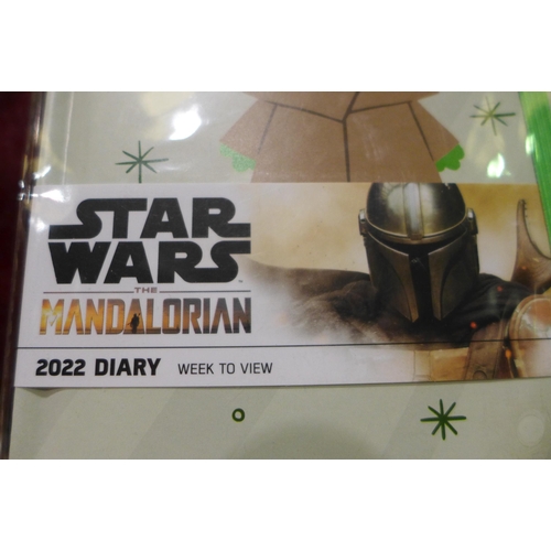 3215 - Star Wars The Mandalorian 2022 Diary and Baby Yoda