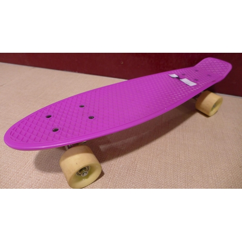 3222 - Child's purple skateboard