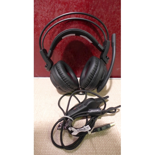 3233 - MSI DS502 gaming headset