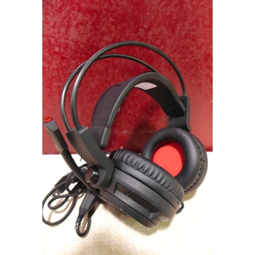 3233 - MSI DS502 gaming headset