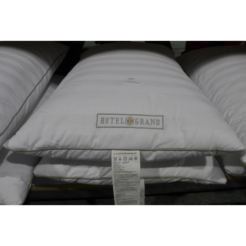 3358 - Two Hotel Grand pillows - 86.5% waterfowl feathers and down - 71 x 50cm * this lot is subject to VAT