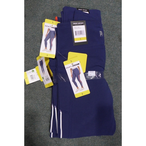 3400 - Four pairs of navy leggings - DKNY, DKNY Sport and Mondetta, mixed size and style * this lot is subj... 