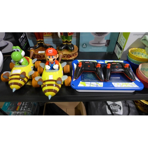 3443 - Boogieboard Sketch Studio and R/C Mario Kart (310-4,16) * This lot is subject to VAT