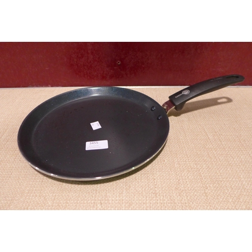 3455 - Greenpan Pancake Pan - 28cm (310-32) * This lot is subject to VAT