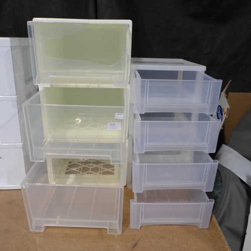 3500 - Two plastic storage units (a 3 drawer and a 4 drawer)