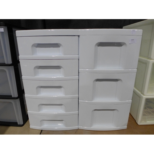 3501 - Eight drawer plastic storage unit