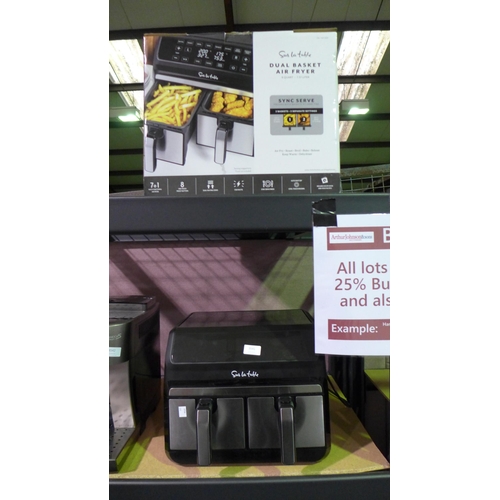 3541 - Sur La Table Double Air Fryer -  2 X 3.8L Trays (310-24) * This lot is subject to VAT