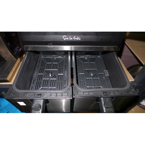 3541 - Sur La Table Double Air Fryer -  2 X 3.8L Trays (310-24) * This lot is subject to VAT