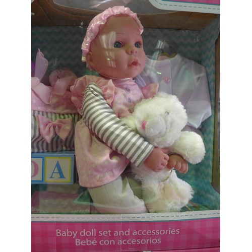 3137 - Baby Emma doll set and accessories (ages 3+)