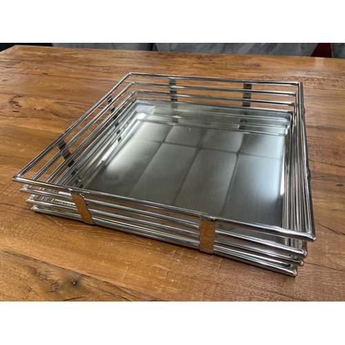 1489 - A square chrome and mirrored cocktail tray, 35cms (GW07516)   #