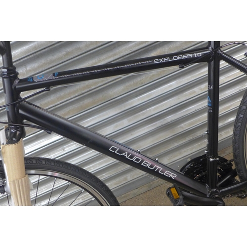 2221 - A Claud Butler Explorer 1.0 lightweight aluminium framed, front suspension men's MTB with 18