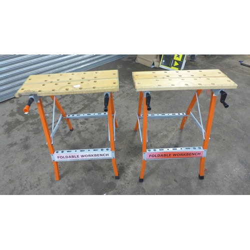 2241 - 2 Foldable work benches