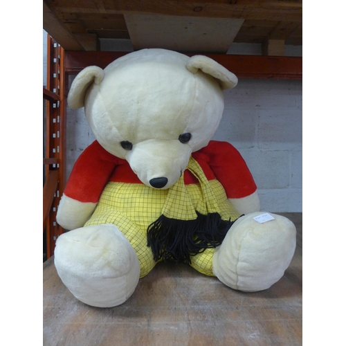 2250A - A large Rupert soft toy