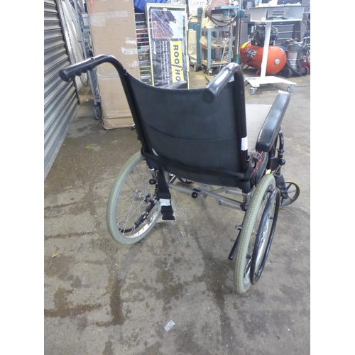 2259 - R J Mobility large wheel wheelchair