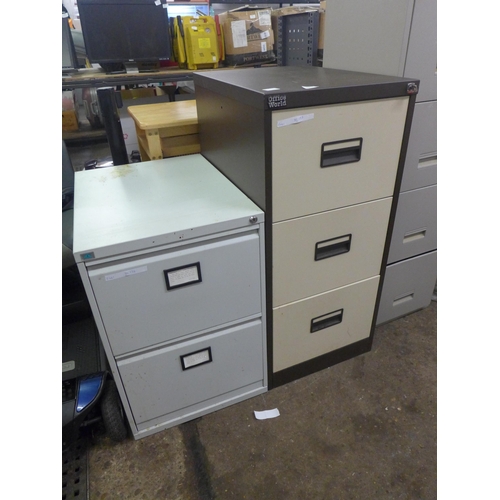 2264 - Two filling cabinets 3 draw and 2 draw