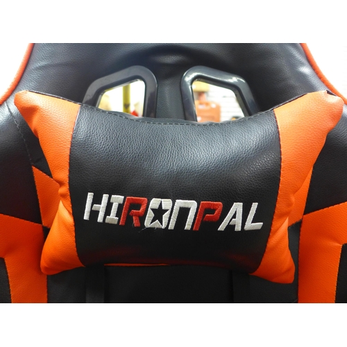 2269 - A Hironpal red gaming chair