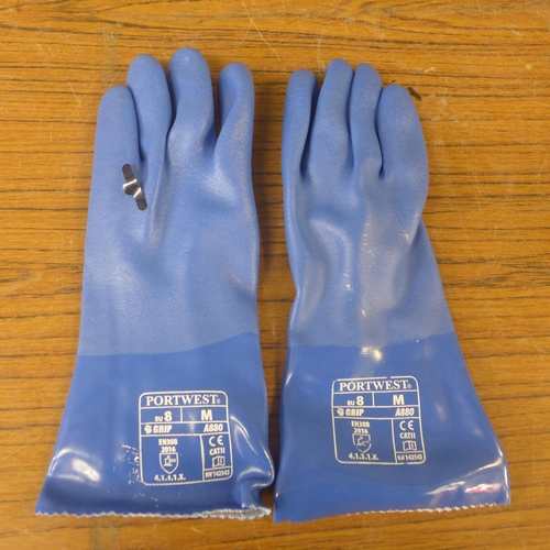 2283 - A box of approx. 96 pairs of Trawlmaster safety gloves