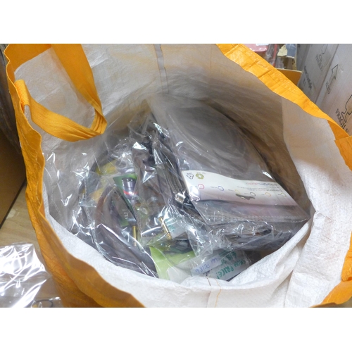 2359 - A bag of assorted audio cables, bagged and unused mostly Sommer cables