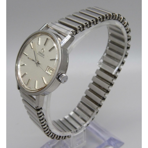 1024 - An Omega automatic wristwatch with date, cal. 1012 23J, 35mm case, Fixo-Flex bracelet