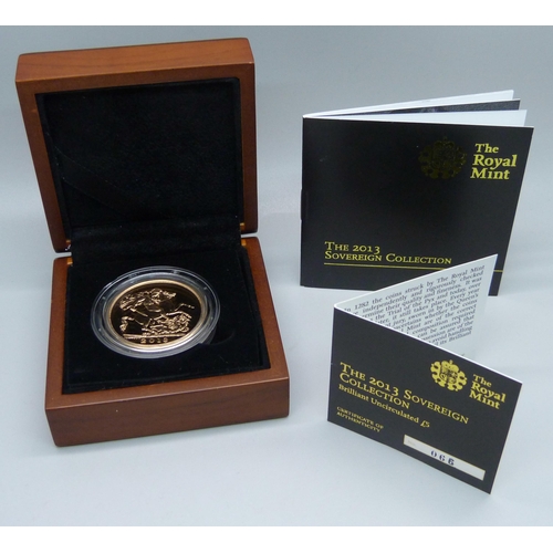 1040 - The Royal Mint, 2013 Sovereign Collection, Brilliant Uncirculated £5, 066