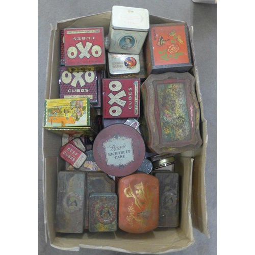 1091 - A collection of vintage tins including Oxo and John Players **PLEASE NOTE THIS LOT IS NOT ELIGIBLE F... 