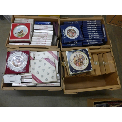 1118 - A large collection of collectors plates; Royal Doulton, Aynsley and Royal Albert, including 1980s Ch... 