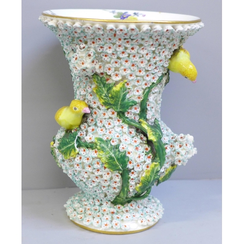 615 - A Meissen porcelain 'Schneeballen' vase decorated with blossoms of Schneeball flowers, leaves and ye... 