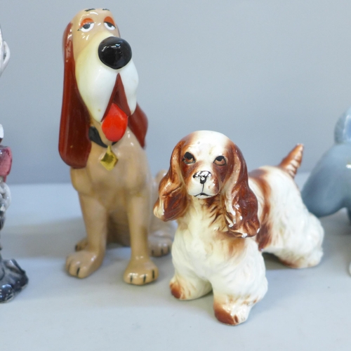 619 - Two Wade blow up figures, other dog figures including Corgi