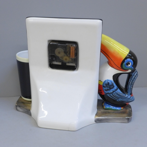 648 - A Guinness Toucan 'Guinness Time' clock