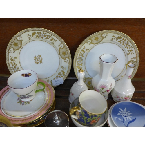 669 - Decorative china including six cabinet cups and saucers, two Aynsley  Georgian cobalt blue and gold ... 