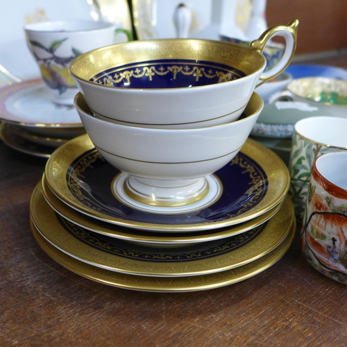 669 - Decorative china including six cabinet cups and saucers, two Aynsley  Georgian cobalt blue and gold ... 