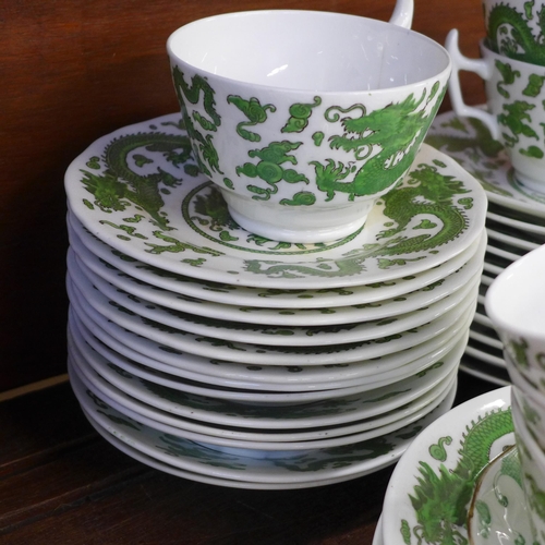 677 - Coalport Green Dragon tea and dinnerwares and a Royal Worcester Green Dragon dish **PLEASE NOTE THIS... 