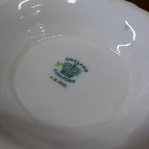 677 - Coalport Green Dragon tea and dinnerwares and a Royal Worcester Green Dragon dish **PLEASE NOTE THIS... 