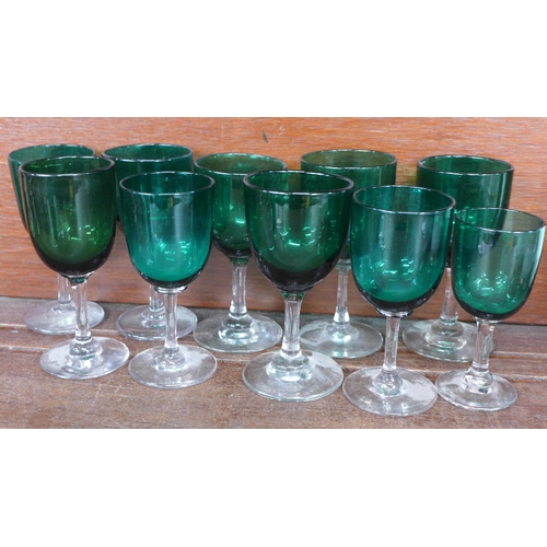 691 - A collection of green glass wines (15) **PLEASE NOTE THIS LOT IS NOT ELIGIBLE FOR POSTING AND PACKIN... 