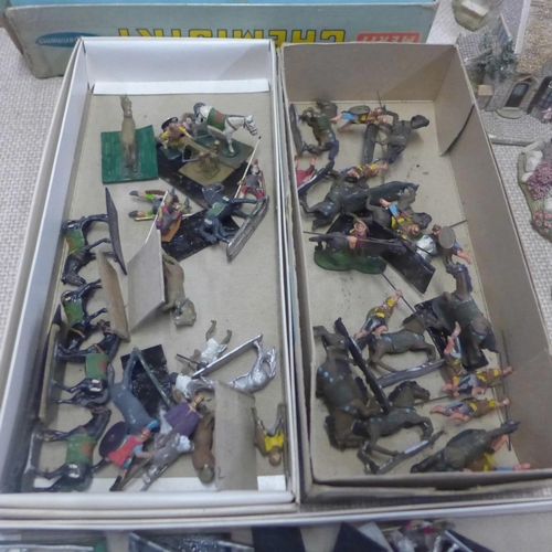 700G - A large collection of painted metal gaming figures including Hinchliffe models, soldiers, cavalrymen... 