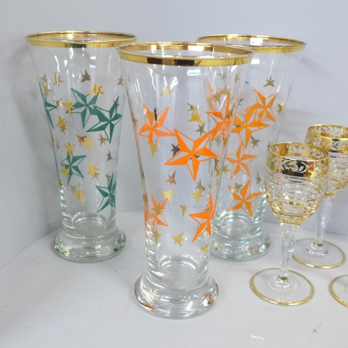 767 - Six Babycham glasses and a collection of other retro glassware **PLEASE NOTE THIS LOT IS NOT ELIGIBL... 