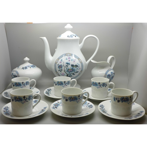 789 - A Limoges Ets Lazeyras six setting coffee set **PLEASE NOTE THIS LOT IS NOT ELIGIBLE FOR POSTING AND... 