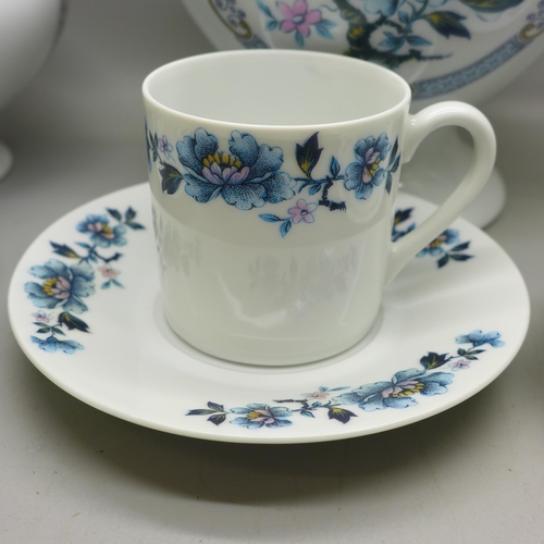 789 - A Limoges Ets Lazeyras six setting coffee set **PLEASE NOTE THIS LOT IS NOT ELIGIBLE FOR POSTING AND... 