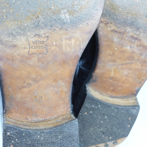 806 - Two pairs of cavalrymen's boots