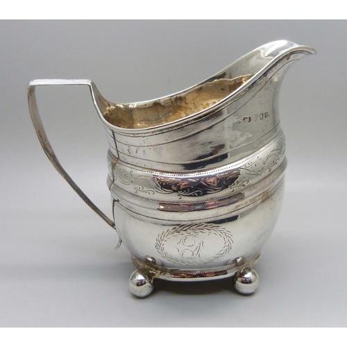 818 - A 19th Century silver jug, Newcastle, 119g