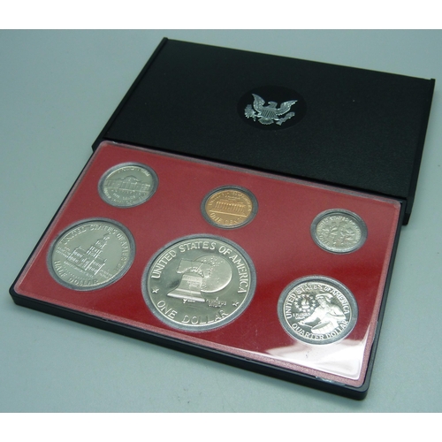 871 - A United States 1976 proof coin set