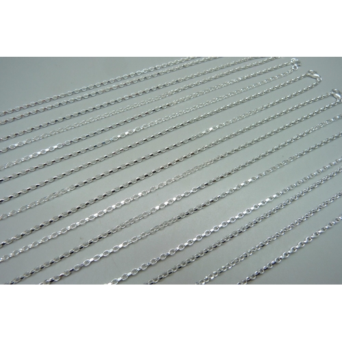 905 - Eight 925 sterling silver belcher chains, 18