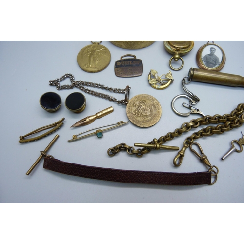 955 - A plated bangle, Victorian brass chain, sovereign case and other jewellery