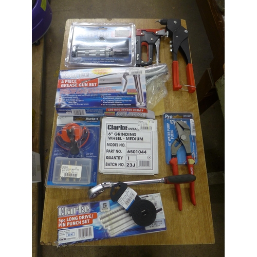 2027 - A tray of assorted Clarke tools including - pliers, staple gun, Blue Spot jig-set and more