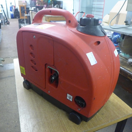 2034 - A Clarke 1000w inverter generator (IC71000)