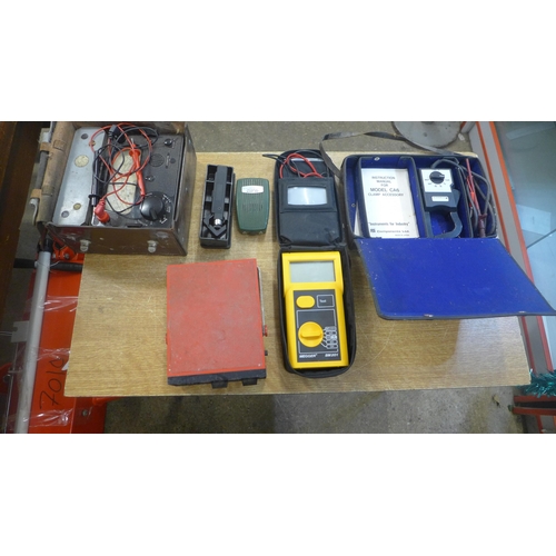 2039 - A quantity of electrical equipment including an RS model CA6 clamp accessory, Avometer multi-meter, ... 