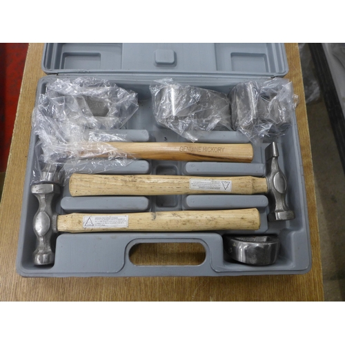 2055 - A Sealey 7-piece drop-forged panel beating set with hickory shafts