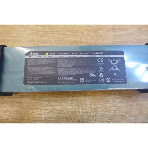 2164 - 2 E-scooter batteries, (Ninebolt 36v)