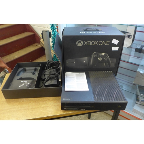 2169 - An Xbox One Elite 1TB Hybrid drive disc